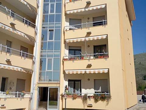 appartamento in vendita a Caserta in zona Casola