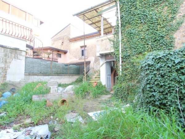 appartamento in vendita a Caserta in zona Briano