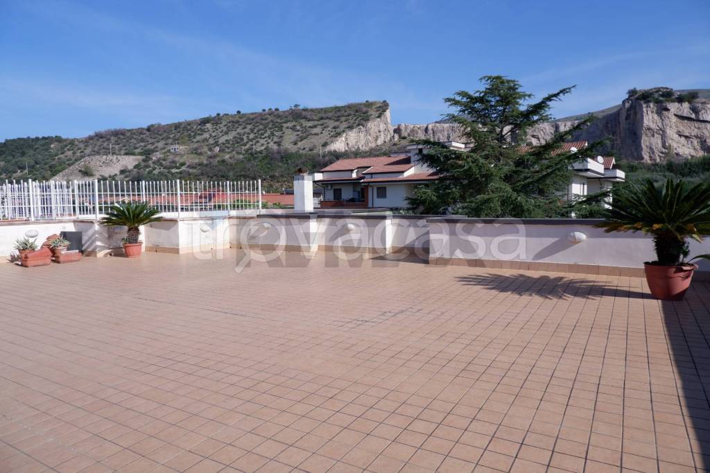 appartamento in vendita a Caserta in zona Centurano/Cerasole