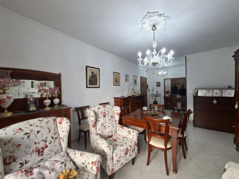 appartamento in vendita a Caserta in zona Michelangelo