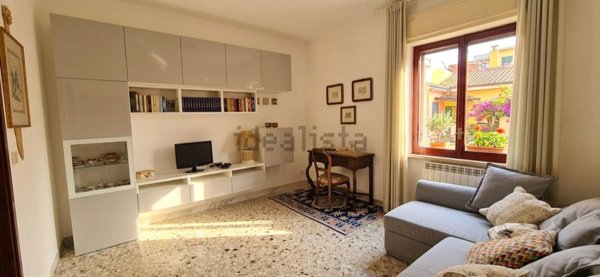 appartamento in vendita a Caserta in zona Acquaviva