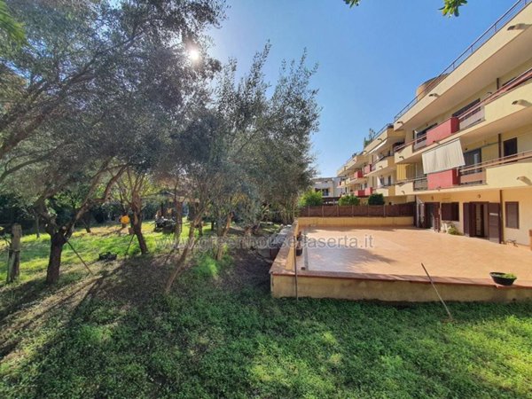 appartamento in vendita a Caserta in zona Casolla