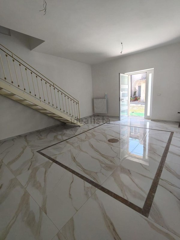 appartamento in vendita a Caserta in zona Casola