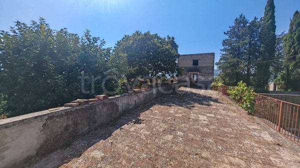 casa indipendente in vendita a Caserta in zona Casola