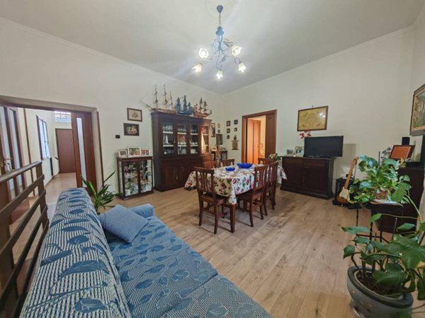 casa indipendente in vendita a Caserta in zona Sommana