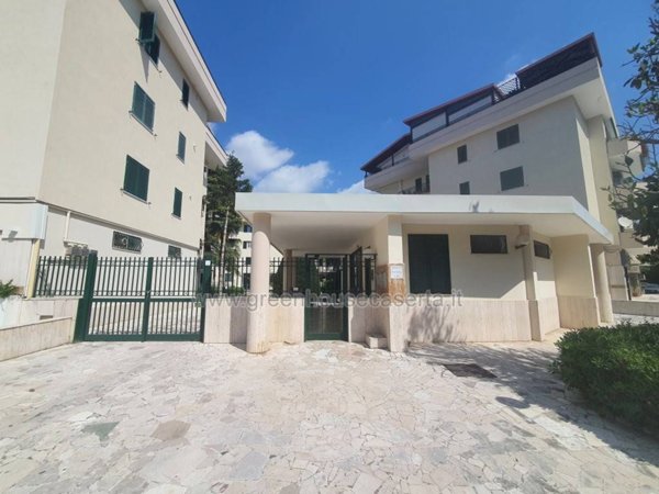 appartamento in vendita a Caserta in zona Centurano/Cerasole