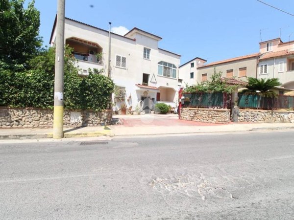 appartamento in vendita a Caserta in zona Briano