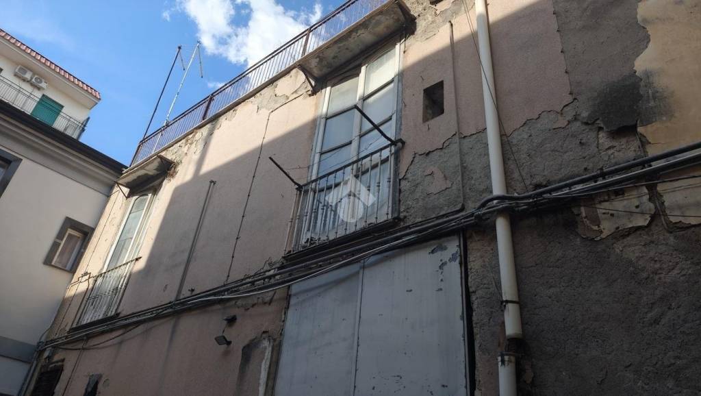 casa indipendente in vendita a Caserta in zona Centro Città