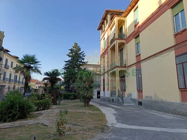 appartamento in vendita a Caserta in zona Ospedale