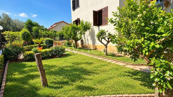 appartamento in vendita a Caserta in zona Centurano/Cerasole