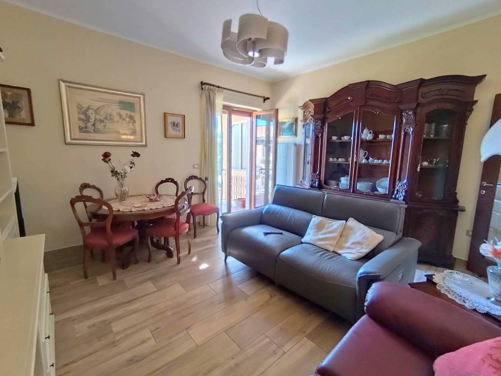 appartamento in vendita a Caserta in zona Acquaviva