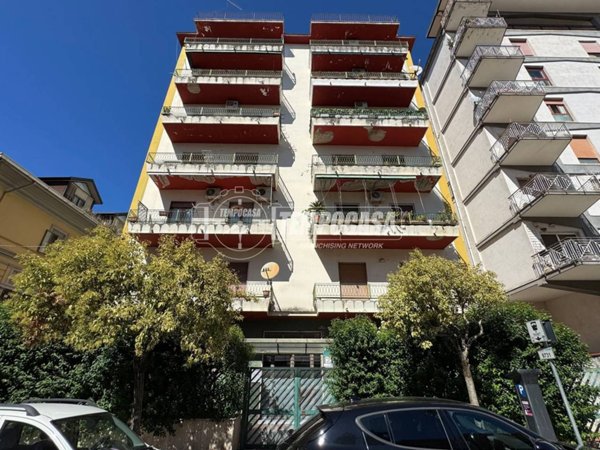 appartamento in vendita a Caserta in zona Acquaviva