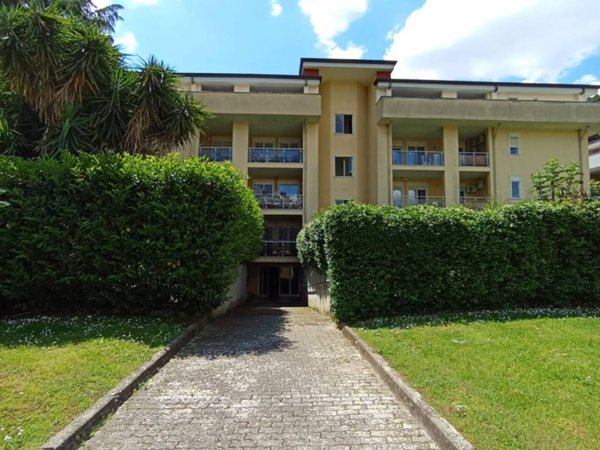 appartamento in vendita a Caserta in zona Falciano