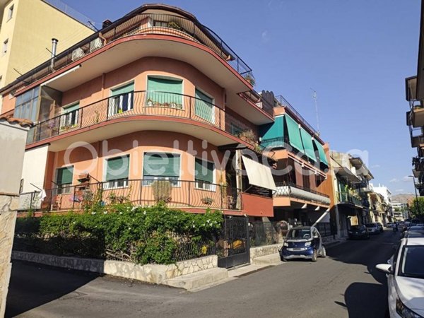 appartamento in vendita a Caserta in zona Acquaviva