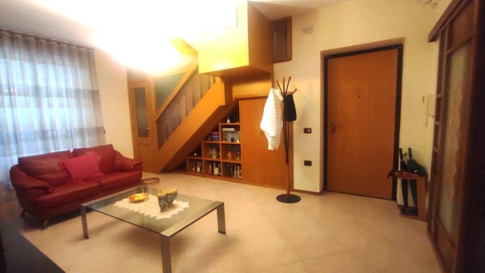 appartamento in vendita a Caserta in zona Centurano/Cerasole