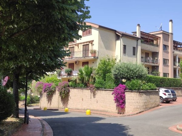 appartamento in vendita a Caserta in zona Mezzano