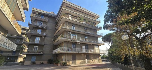 appartamento in vendita a Caserta in zona Centurano/Cerasole