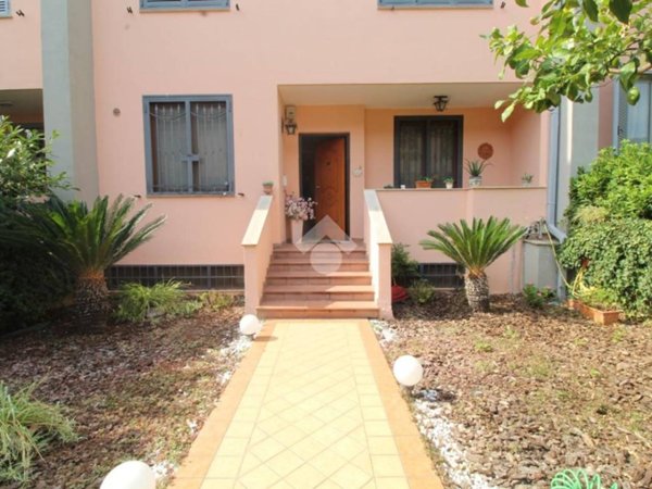 casa indipendente in vendita a Caserta in zona Puccianiello