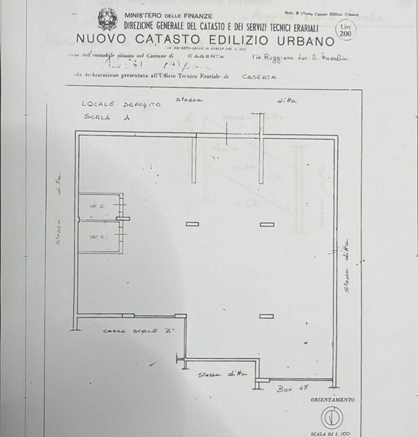 locale di sgombero in vendita a Caserta