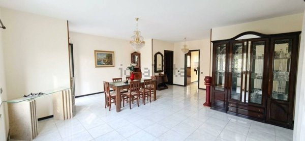 appartamento in vendita a Caserta in zona Acquaviva