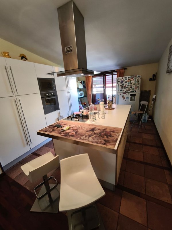 appartamento in vendita a Caserta in zona Acquaviva