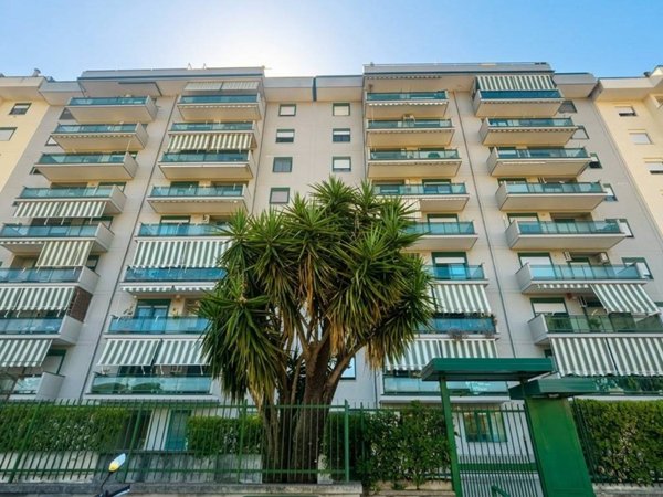 appartamento in vendita a Caserta in zona Falciano
