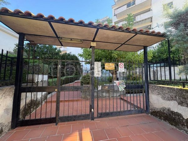 appartamento in vendita a Caserta in zona Puccianiello