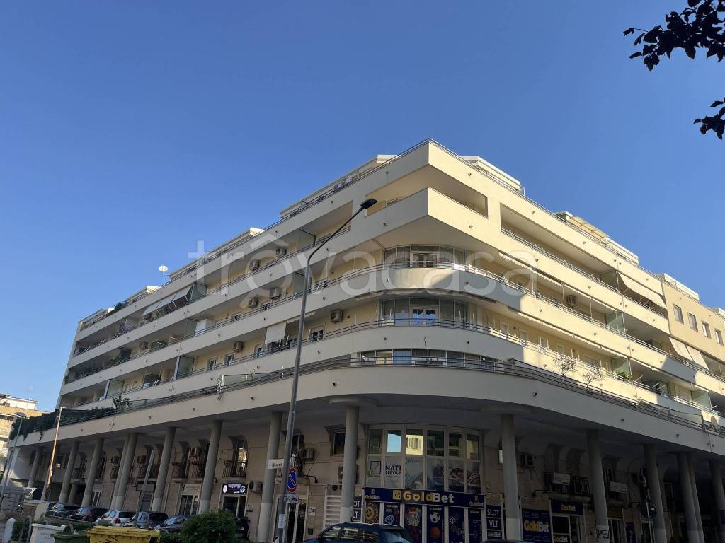 appartamento in vendita a Caserta in zona Acquaviva