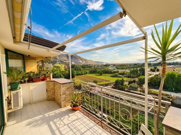 appartamento in vendita a Caserta in zona Acquaviva