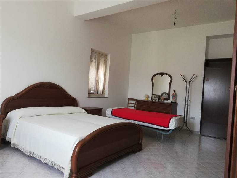 casa indipendente in vendita a Castel Campagnano