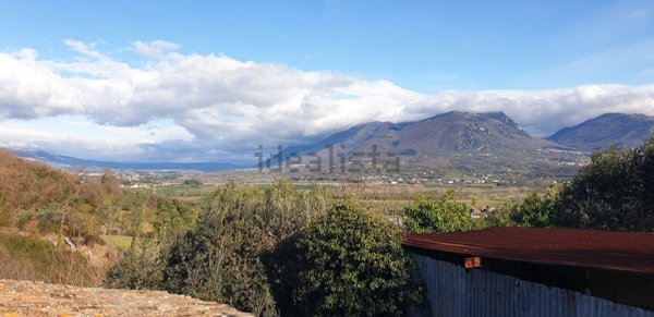 pentavano in vendita a Castel Campagnano