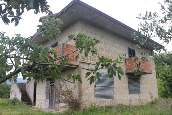 appartamento in vendita a Castel Campagnano