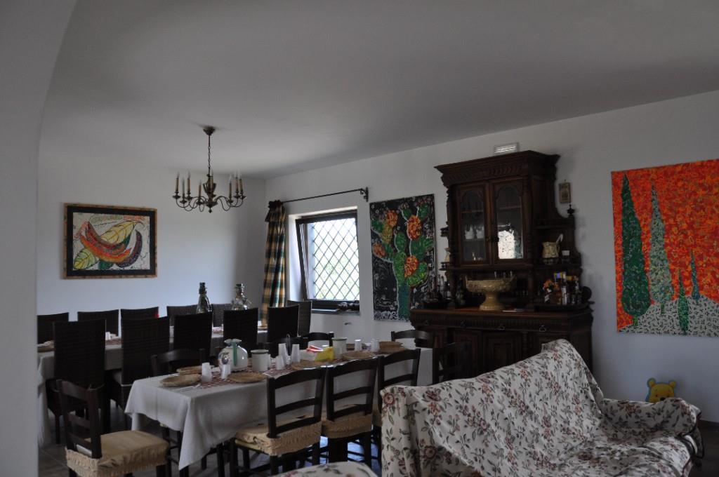 casa indipendente in vendita a Castel Campagnano in zona Squille