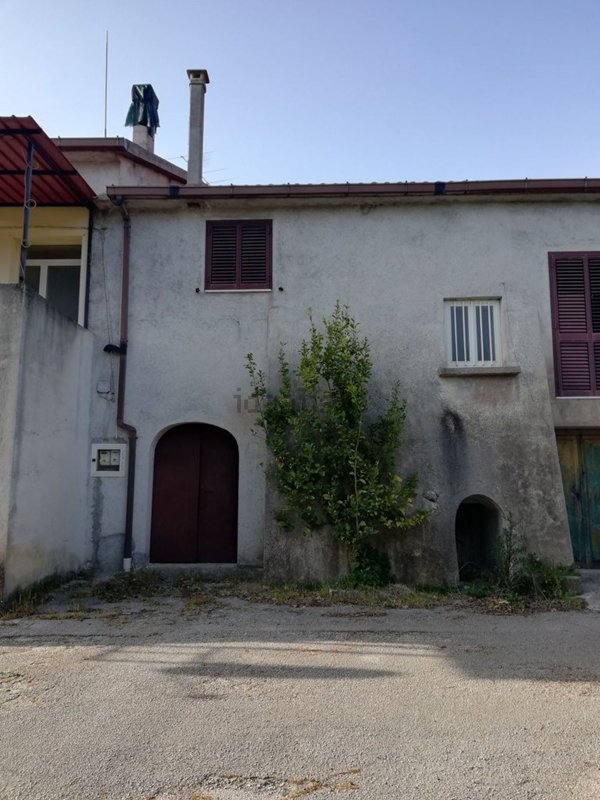 appartamento in vendita a Castel di Sasso