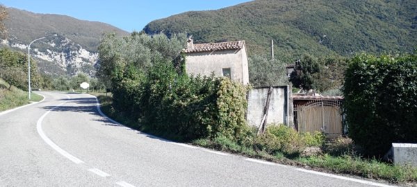 casa indipendente in vendita a Castello del Matese