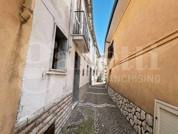 casa indipendente in vendita a Castello del Matese