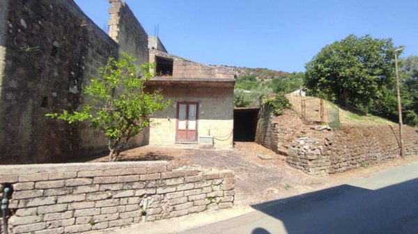 casale in vendita a Castel Morrone in zona Torone