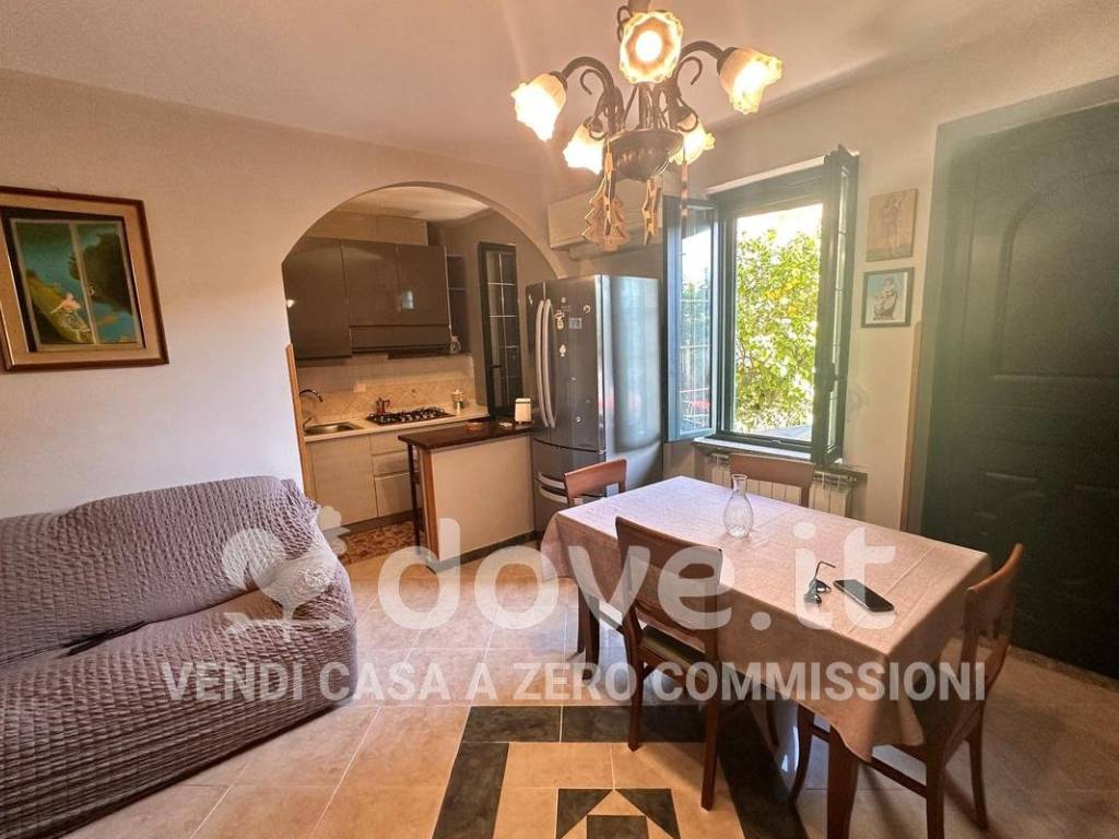 appartamento in vendita a Castel Morrone in zona Annunziata