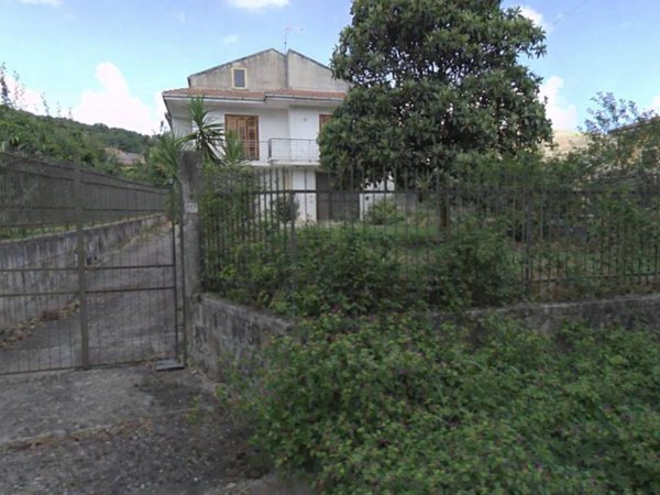 villa in vendita a Castel Morrone