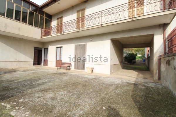 casa indipendente in vendita a Castel Morrone in zona Grottole