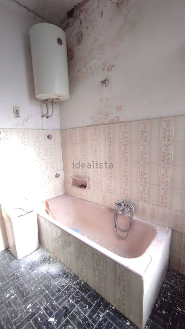 casale in vendita a Castel Morrone