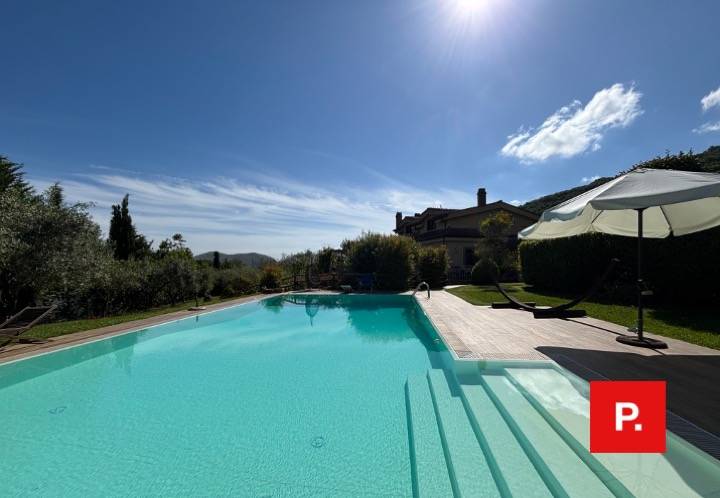 casa indipendente in vendita a Castel Morrone