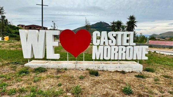 appartamento in vendita a Castel Morrone in zona Annunziata