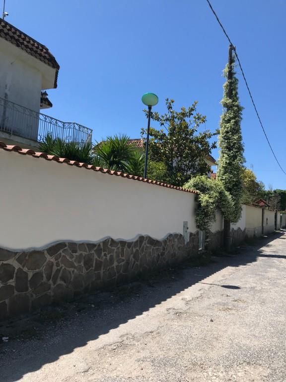 casa indipendente in vendita a Castel Volturno in zona Pineta Grande