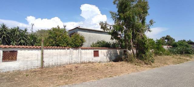 casa indipendente in vendita a Castel Volturno in zona Ischitella