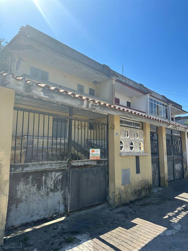 casa indipendente in vendita a Castel Volturno