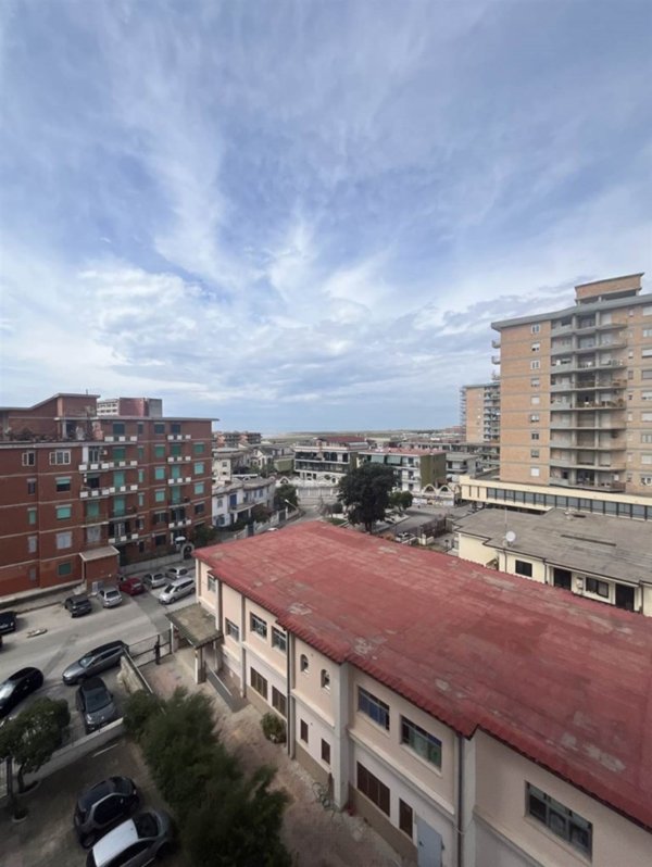 appartamento in vendita a Castel Volturno in zona Villaggio Coppola