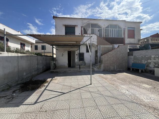 casa indipendente in vendita a Castel Volturno