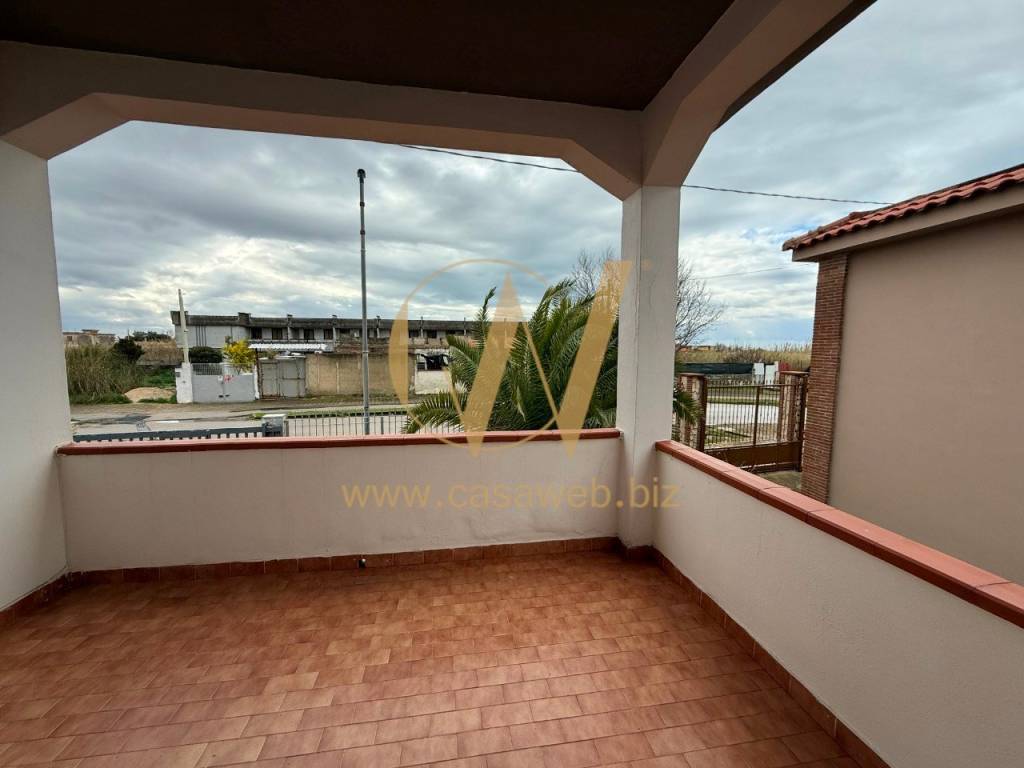 casa indipendente in vendita a Castel Volturno