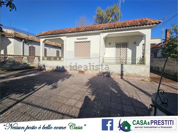 casa indipendente in vendita a Castel Volturno